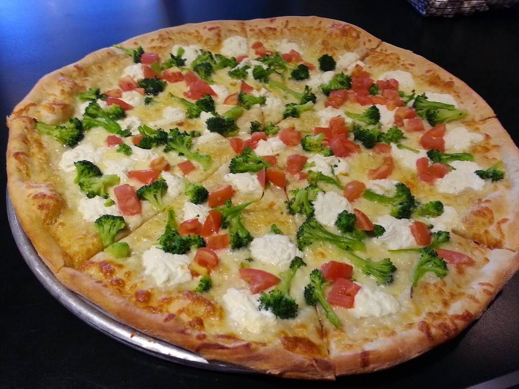 Marinos Pizzeria | meal delivery | 515 Eden Cir, Bear, DE 19701, USA | 3028326500 OR +1 302-832-6500