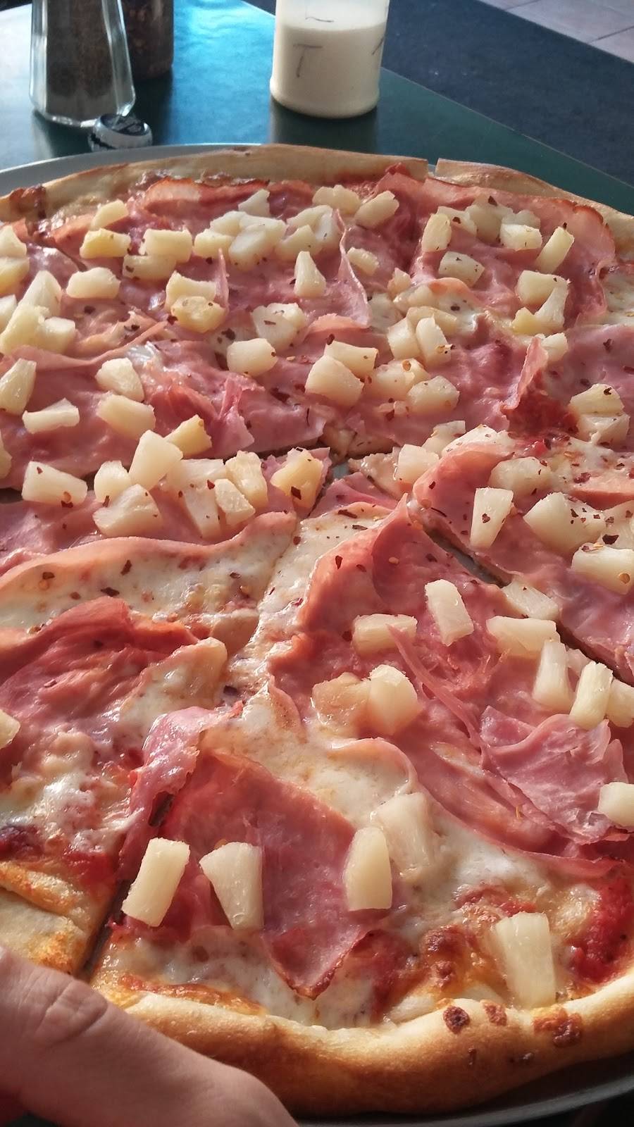 Rosario Pizza | restaurant | 374 Central Ave, Brooklyn, NY 11221, USA | 7184550949 OR +1 718-455-0949