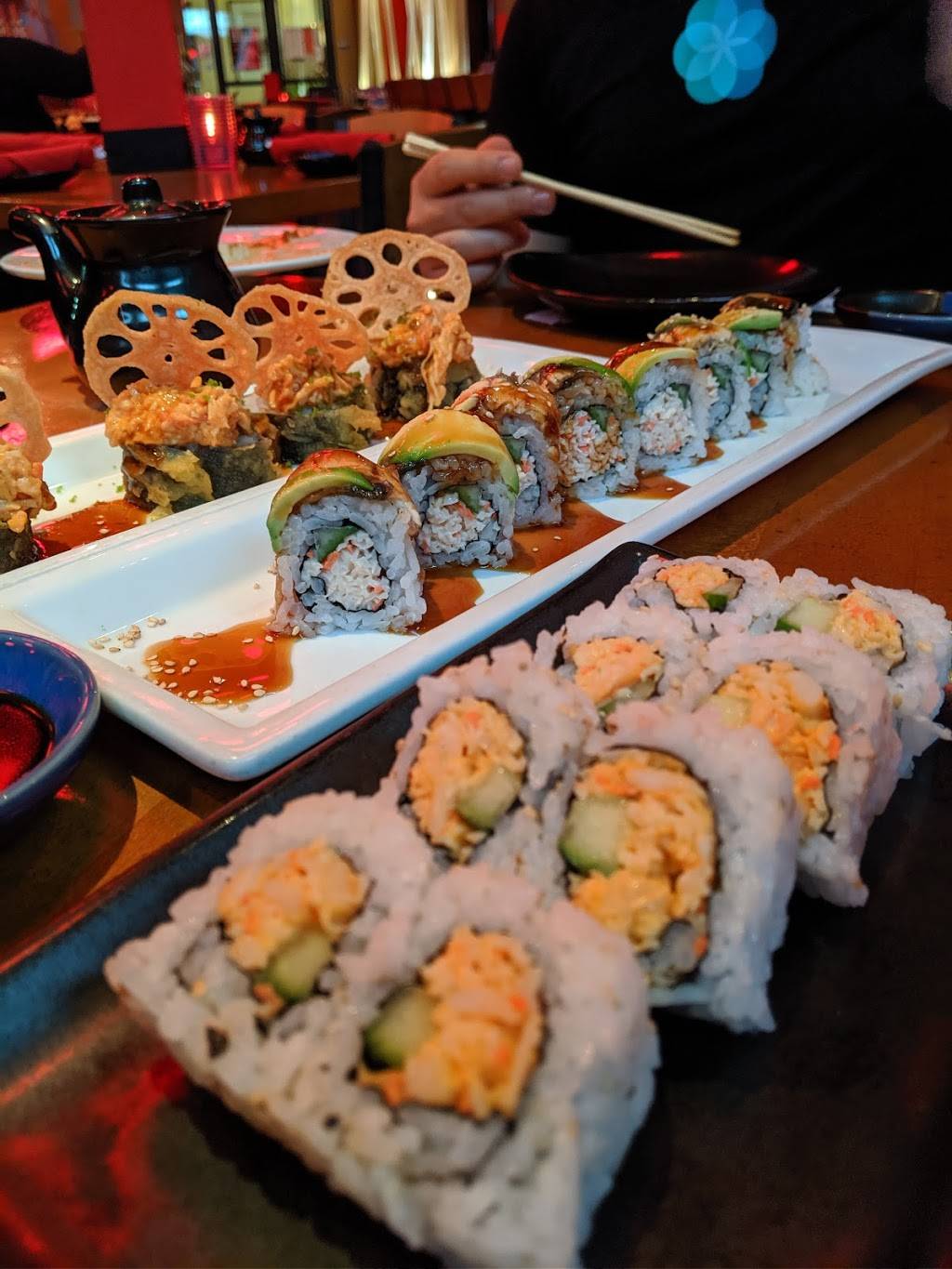 Ra Sushi Bar Restaurant | restaurant | 2401 Park Ave, Tustin, CA 92782, USA | 7145661700 OR +1 714-566-1700