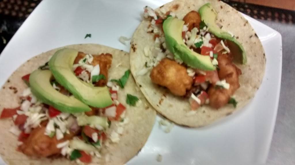 Mariscos Licenciado | restaurant | 1052 N State College Blvd, Anaheim, CA 92806, USA | 7147763415 OR +1 714-776-3415