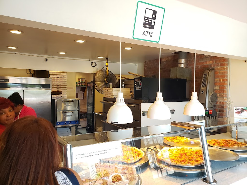 Steamboat Wharf Pizza | restaurant | 10 Broad St, Nantucket, MA 02554, USA | 5082281131 OR +1 508-228-1131