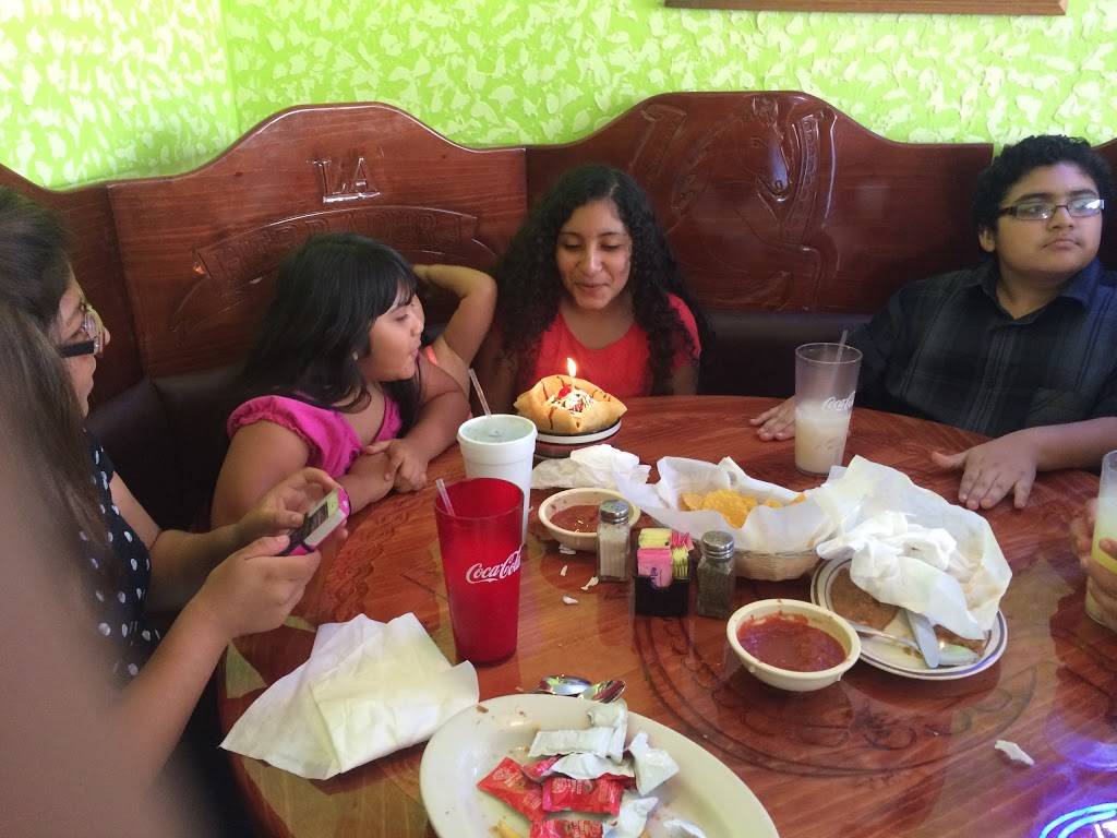 La Herradura Mexican Restaurant | restaurant | 2516 E 10th St, Greenville, NC 27853, USA | 2523530474 OR +1 252-353-0474