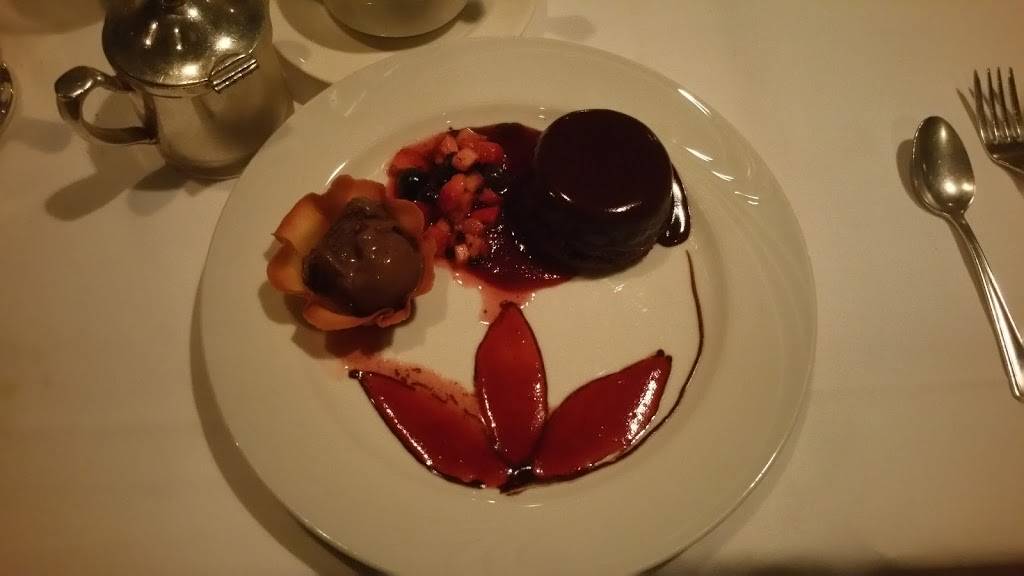 Wallys Desert Turtle | restaurant | 71775 CA-111, Rancho Mirage, CA 92270, USA | 7605689321 OR +1 760-568-9321