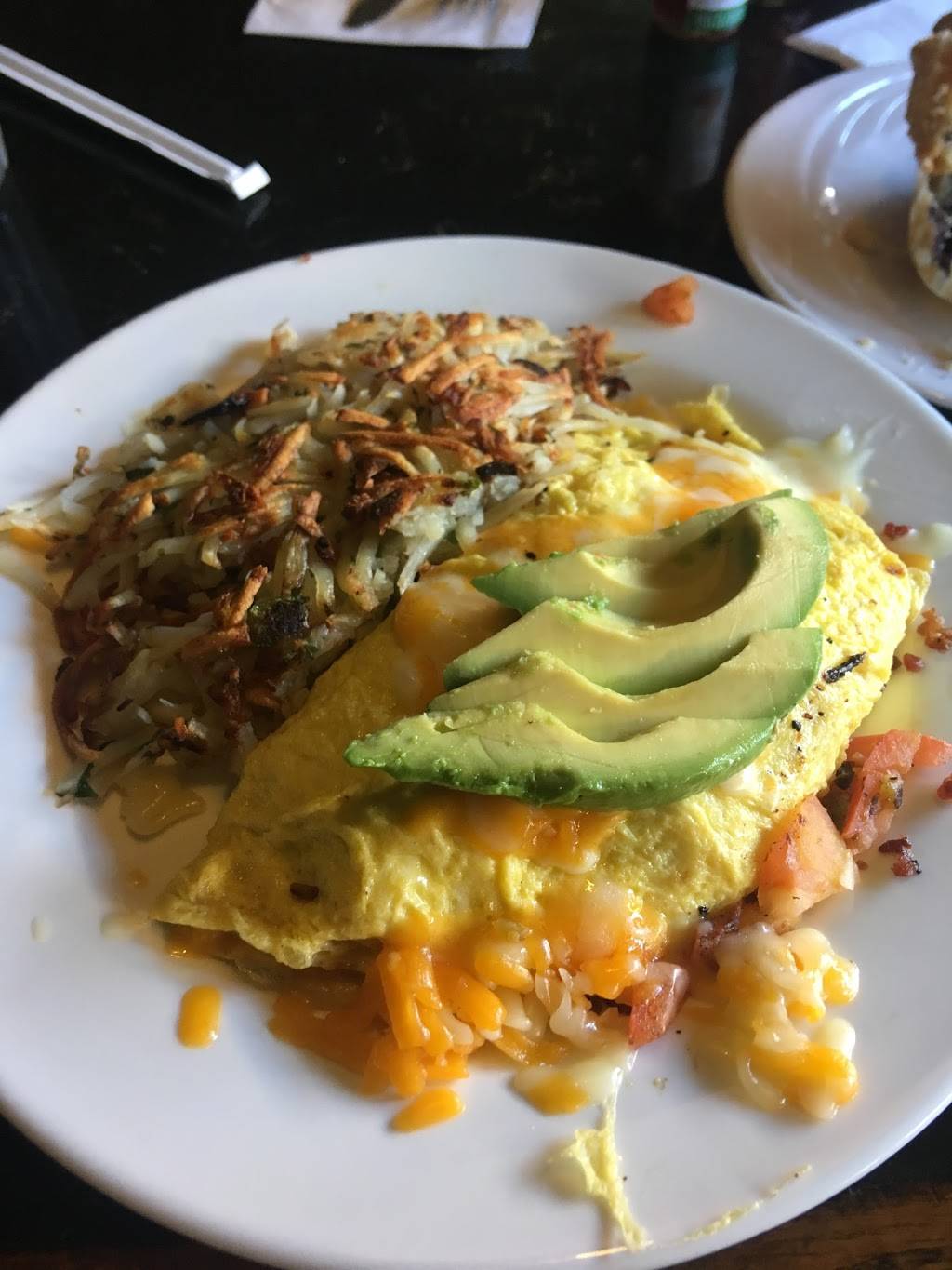 Hofs Hut Restaurant & Bakery | bakery | 10900 Los Alamitos Blvd, Los Alamitos, CA 90720, USA | 5627999552 OR +1 562-799-9552