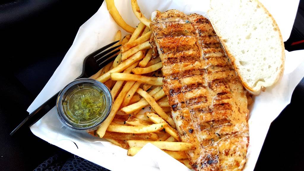 California Fish Grill | restaurant | 5675 E La Palma Ave, Anaheim, CA 92807, USA | 7147775710 OR +1 714-777-5710