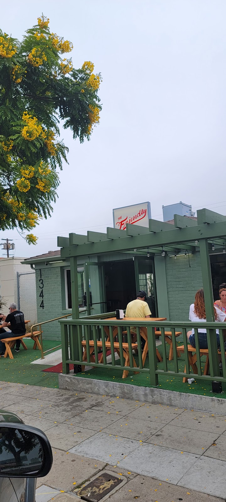 The Friendly | restaurant | 1344 Garnet Ave, San Diego, CA 92109, USA | 8589002420 OR +1 858-900-2420