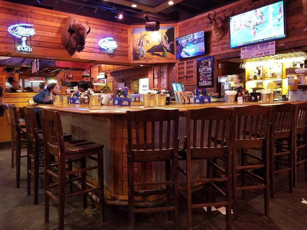 Texas Roadhouse | restaurant | 1631 Westbank Expy, Harvey, LA 70058, USA | 5042279396 OR +1 504-227-9396