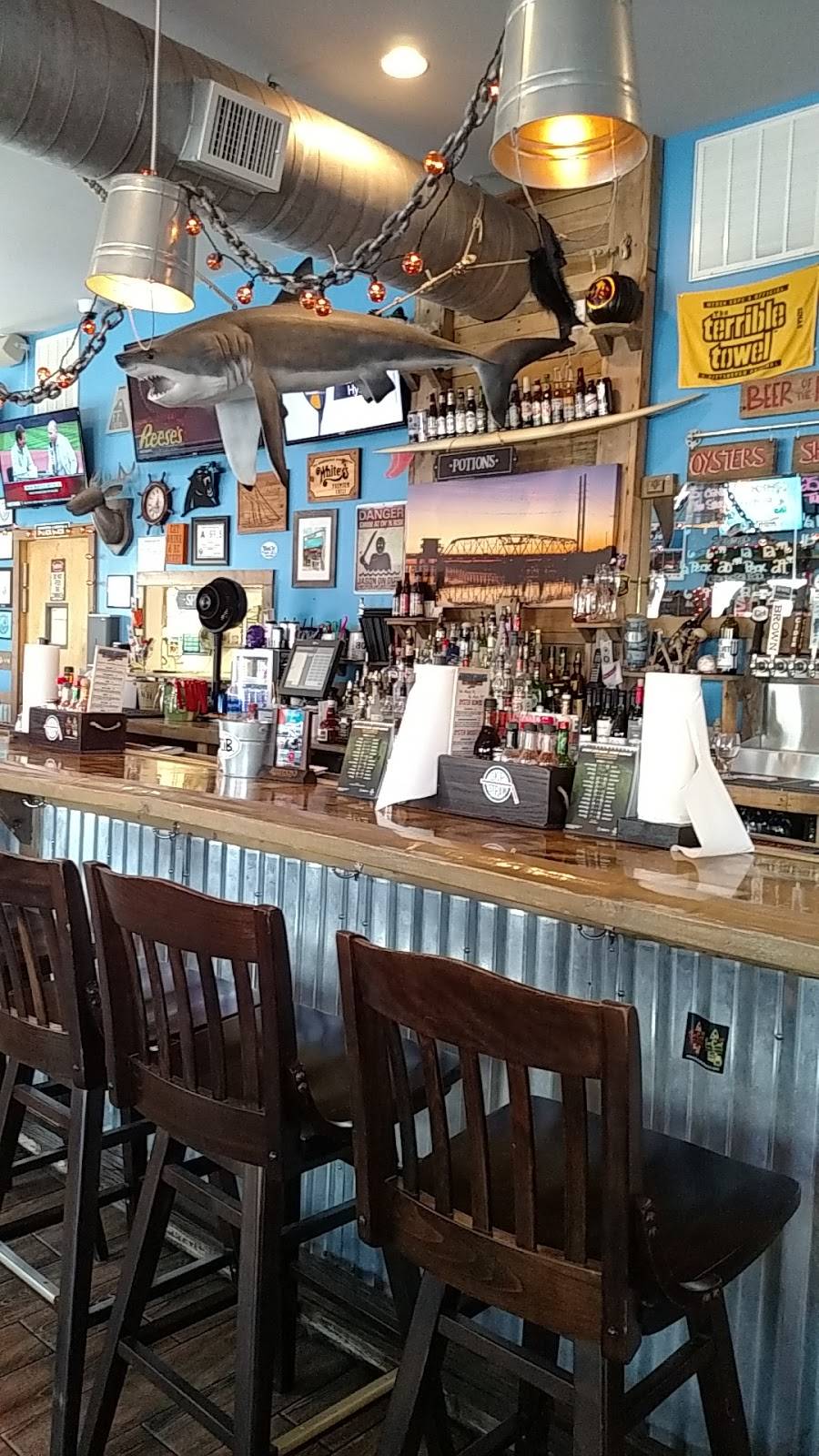 Shuckin Shack Oyster Bar | restaurant | 13460 NC-50 #101, Surf City, NC 28445, USA | 9108032037 OR +1 910-803-2037