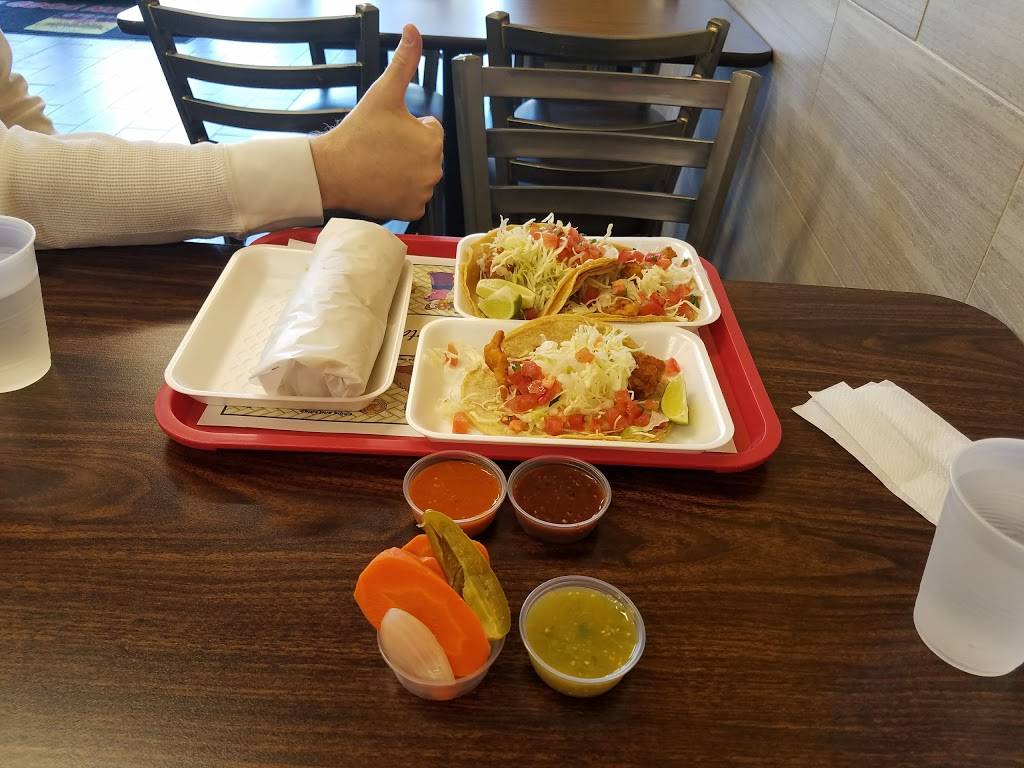 El Pueblo | restaurant | 7720 Rancho Santa Fe Rd, Carlsbad, CA 92009, USA | 7604875820 OR +1 760-487-5820