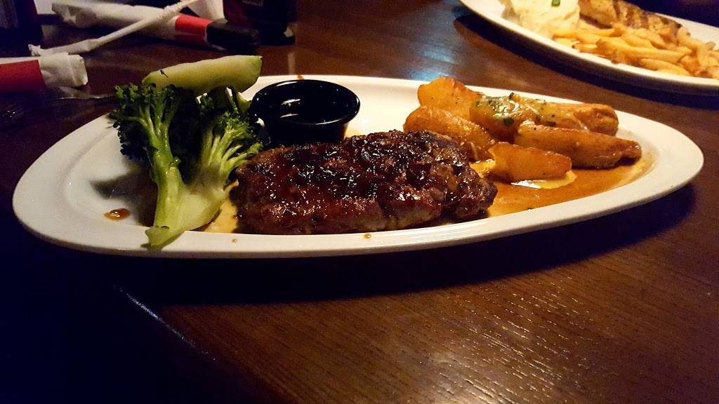 TGI Fridays | restaurant | 4951 Belt Line Rd, Dallas, TX 75254, USA | 9723610196 OR +1 972-361-0196