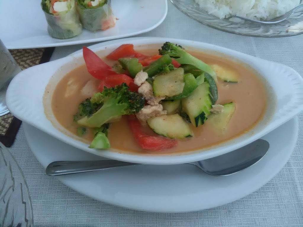 Vulcan Thai Cafe | restaurant | 915 45th Ave, Oakland, CA 94601, USA | 5105366303 OR +1 510-536-6303