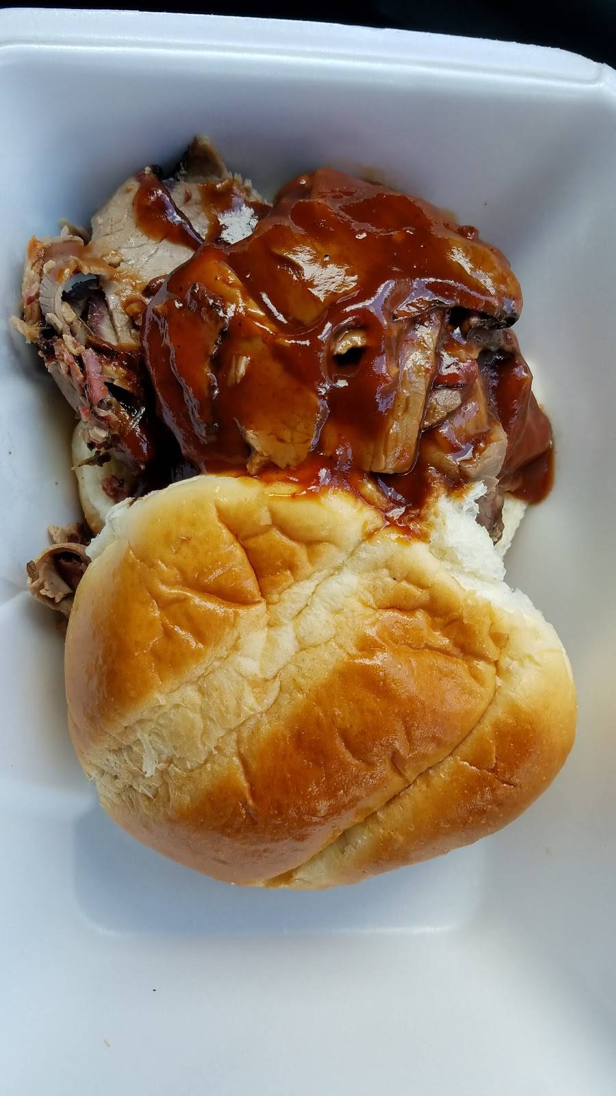 The Texan BBQ | restaurant | 101 N Main St, Algonquin, IL 60102, USA | 8476582130 OR +1 847-658-2130