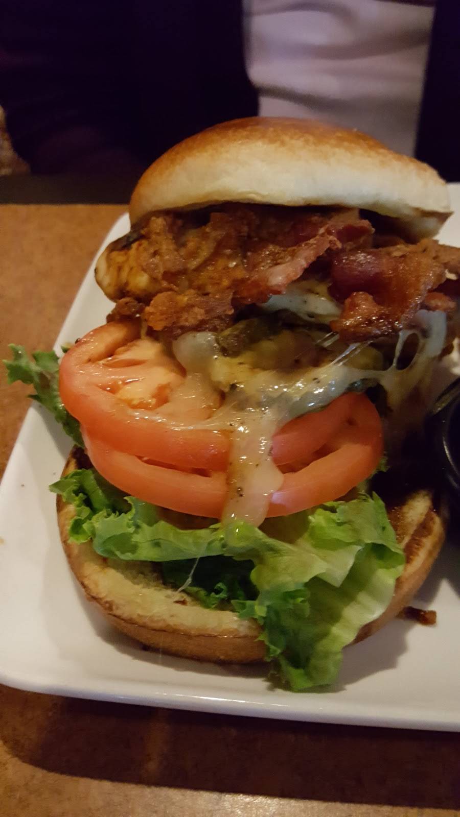 TGI Fridays | restaurant | 411 Hackensack Ave, Hackensack, NJ 07601, USA | 2013427107 OR +1 201-342-7107