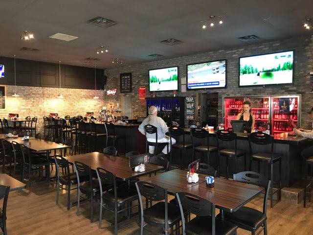 Pub Resto Broue | restaurant | 387 Boulevard Armand-Paris, Québec, QC G1C 7T2, Canada | 4186611202 OR +1 418-661-1202