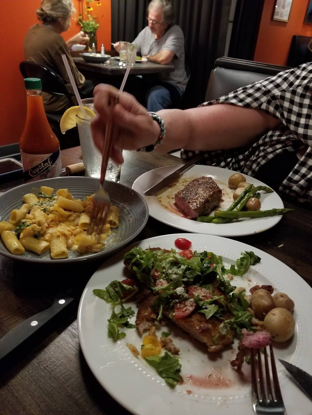 Tin Acres Kitchen & Market | restaurant | 13126 State Highyway 198 South, Payne Springs, TX 75156, USA | 9034513301 OR +1 903-451-3301