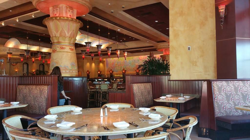 The Cheesecake Factory | restaurant | 781 Brandon Town Center Dr, Brandon, FL 33511, USA | 8135715599 OR +1 813-571-5599