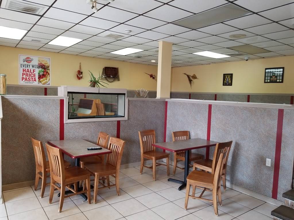 Giovannis Roast Beef and Pizza | restaurant | 127 Merrimack St, Methuen, MA 01844, USA | 9785575588 OR +1 978-557-5588