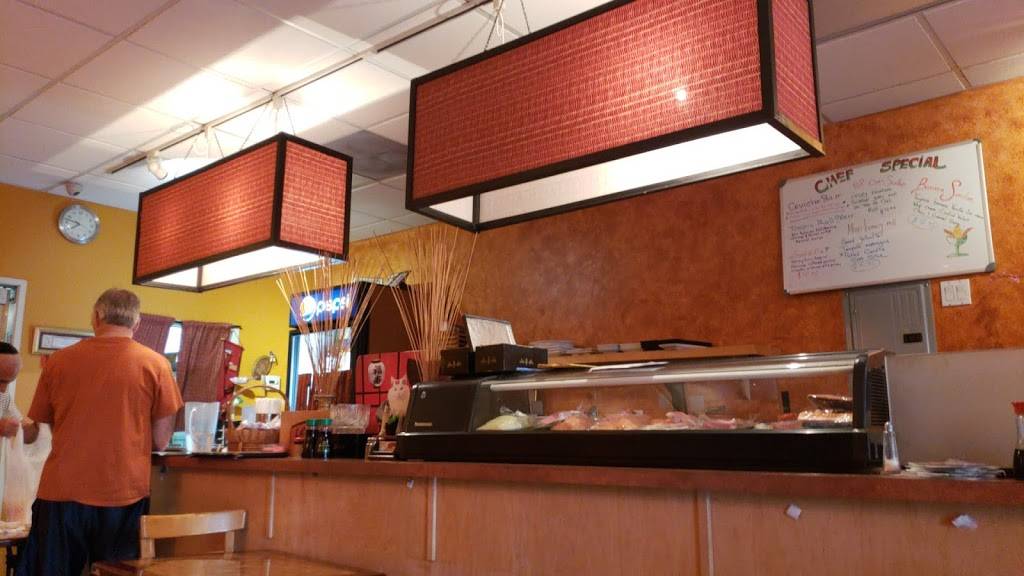 Le Sushi | restaurant | 12524 Burbank Blvd, North Hollywood, CA 91607, USA | 8187636600 OR +1 818-763-6600