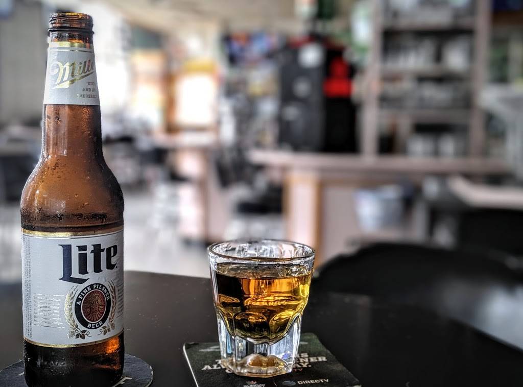 South Loop Club | restaurant | 701 S State St, Chicago, IL 60605, USA | 3124272787 OR +1 312-427-2787