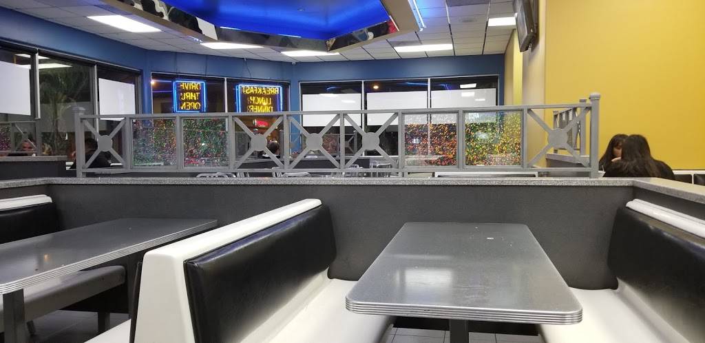 Doublz | restaurant | 1720 W Whittier Blvd, Montebello, CA 90640, USA | 3238877111 OR +1 323-887-7111