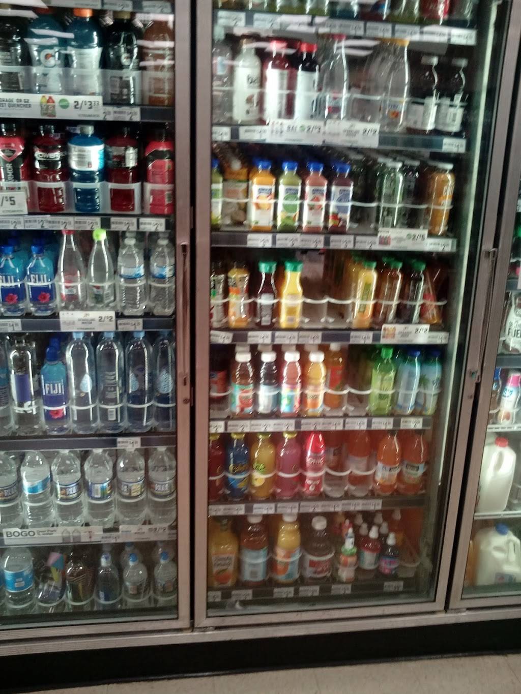 7-Eleven | bakery | 900 Aberdeen Rd, Hampton, VA 23666, USA | 7578387696 OR +1 757-838-7696