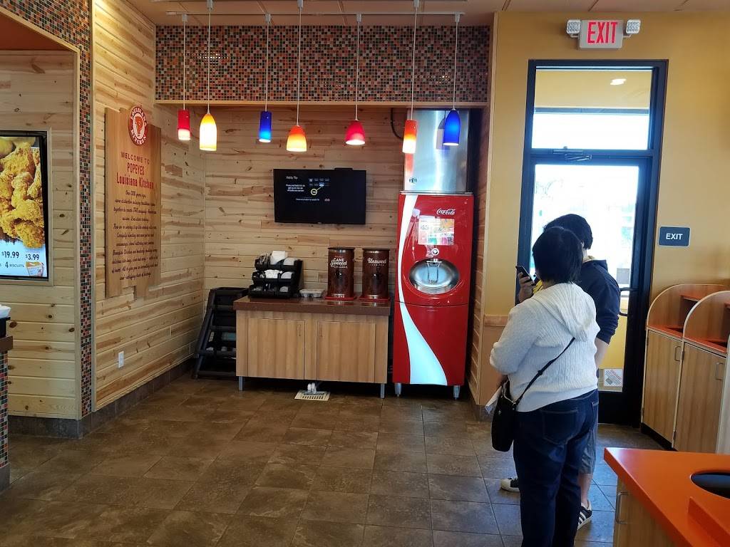 Popeyes Louisiana Kitchen | restaurant | 16411 W Bell Rd, Surprise, AZ 85374, USA | 6232148563 OR +1 623-214-8563