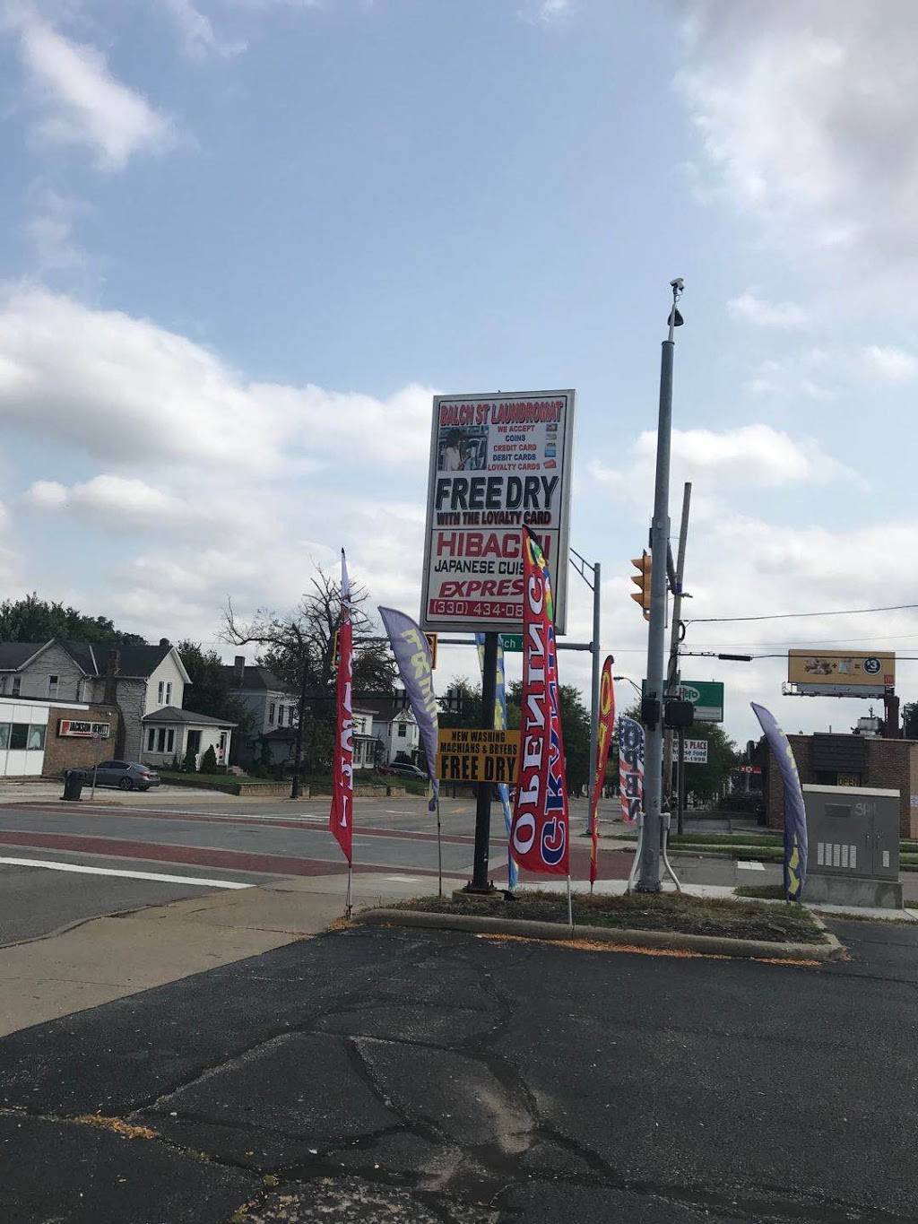 Hibachi Japanese Cuisine | restaurant | 492 W Market St B, Akron, OH 44303, USA | 3304340888 OR +1 330-434-0888