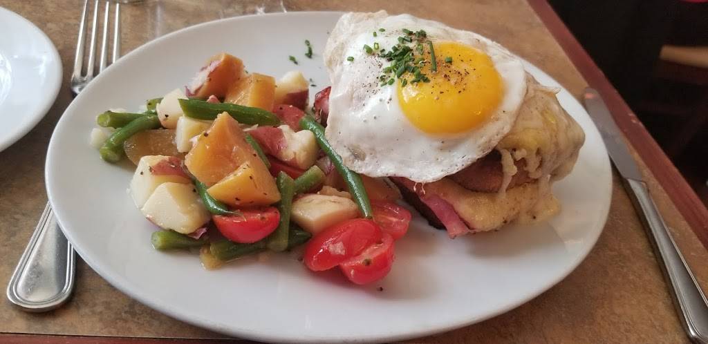 Vittorios | restaurant | 184 Broadway, Amityville, NY 11701, USA | 6312643333 OR +1 631-264-3333