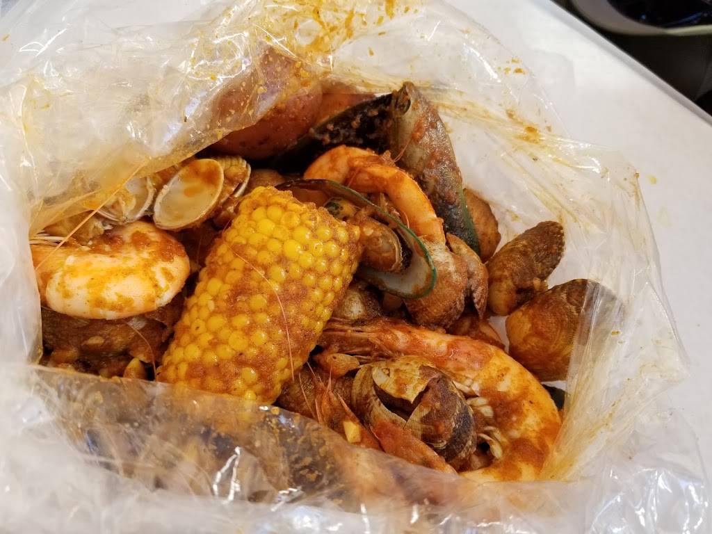 King Red Crawfish & Pho | restaurant | 400469 #G6, Murrieta, CA 92563, USA | 9513196230 OR +1 951-319-6230