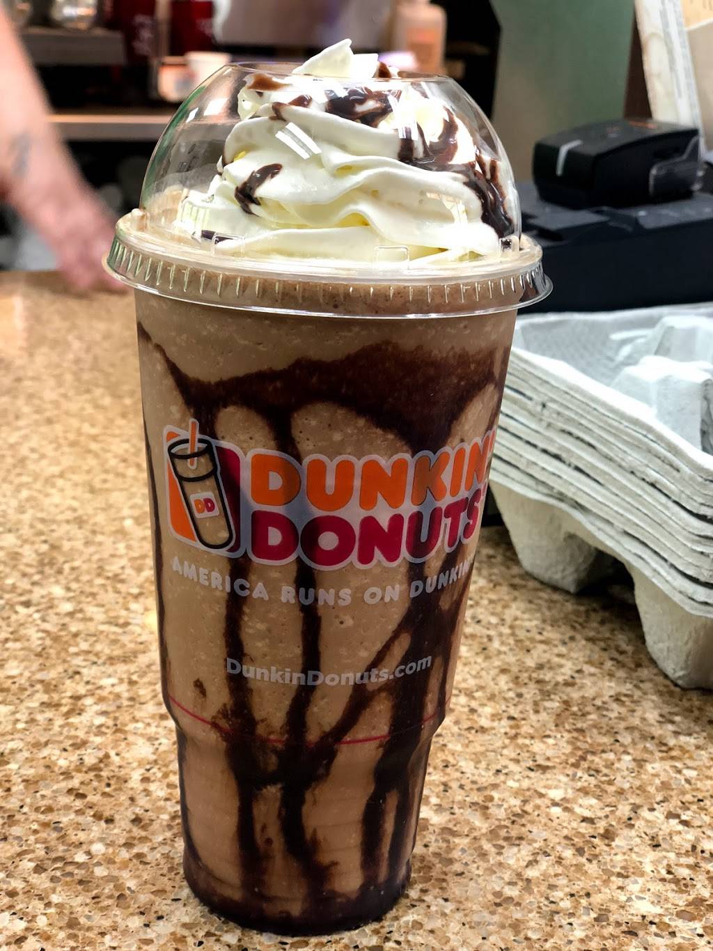 Dunkin | bakery | 10580 Highland Rd, White Lake Charter Township, MI 48386, USA | 2486982115 OR +1 248-698-2115
