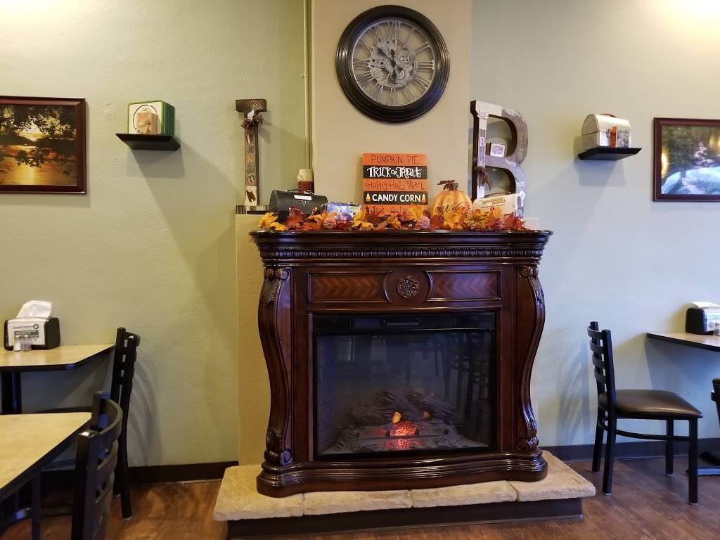 Johnstown Lunch Box | meal takeaway | 111 W South 1st St, Johnstown, CO 80534, USA | 9706600817 OR +1 970-660-0817