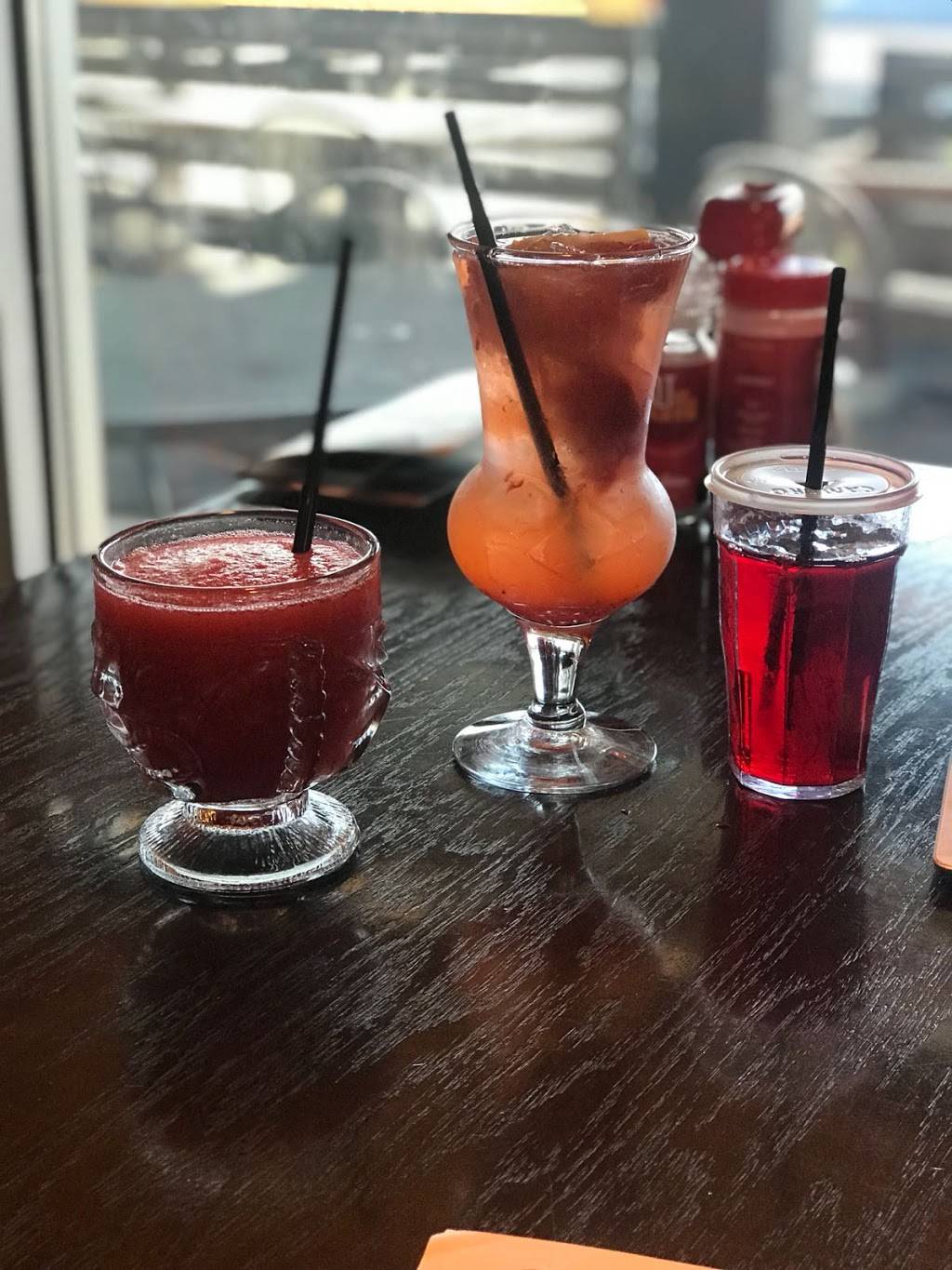 Red Robin Gourmet Burgers and Brews | restaurant | 5031 N Garland Ave, Garland, TX 75044, USA | 9725304700 OR +1 972-530-4700