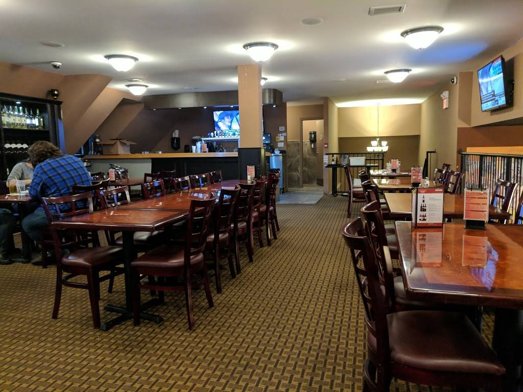 Brooklin Pub | restaurant | 15 Baldwin St, Whitby, ON L1M 1A2, Canada | 9054253055 OR +1 905-425-3055