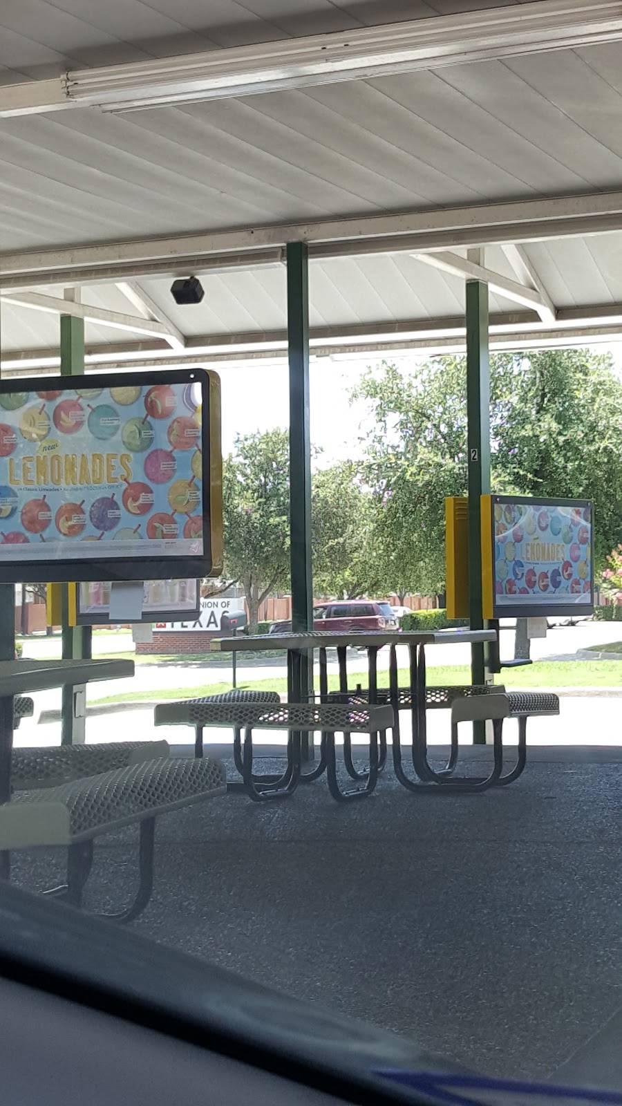 Sonic Drive-In | restaurant | 7925 Coit Rd, Plano, TX 75024, USA | 9724912191 OR +1 972-491-2191