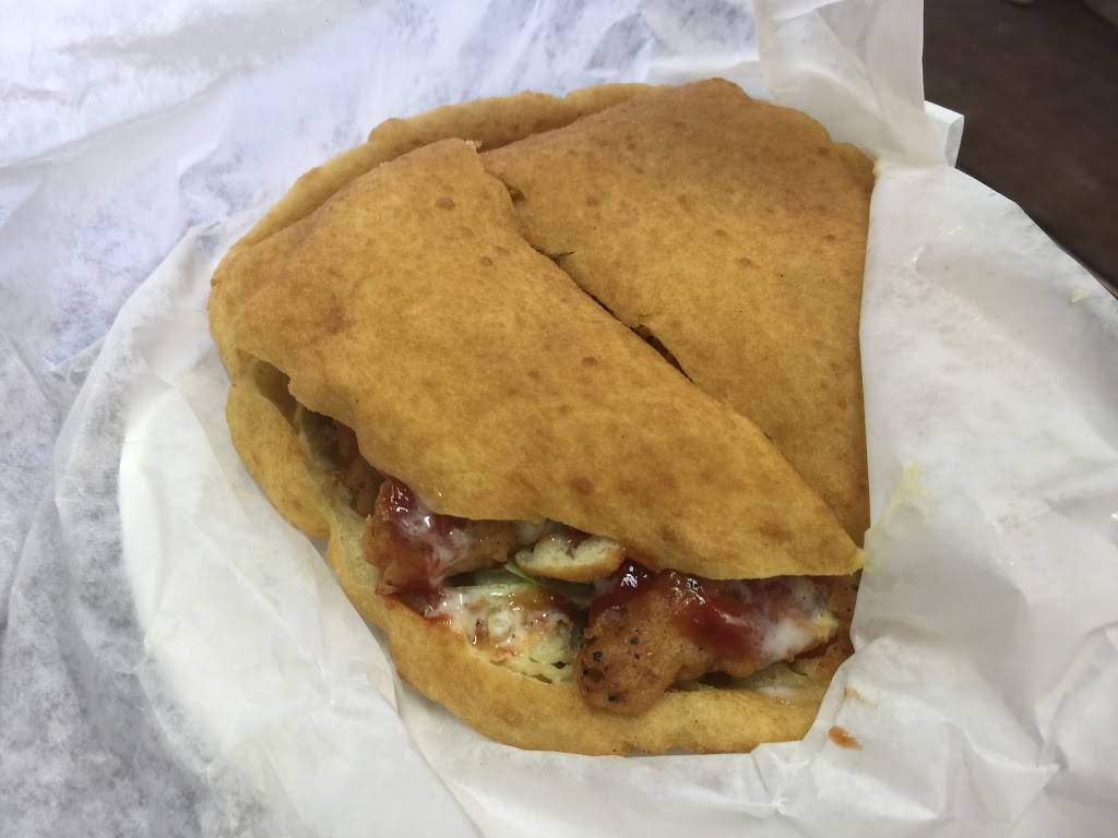 Indars Roti & Doubles | restaurant | 1152 Albion Rd, Etobicoke, ON M9V 1A8, Canada | 4167450009 OR +1 416-745-0009