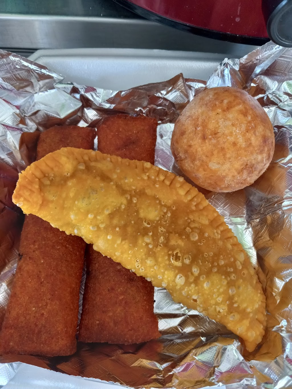 Romeos Latin Grill | restaurant | 1042 Berkley Rd, Auburndale, FL 33823, USA | 8635358533 OR +1 863-535-8533