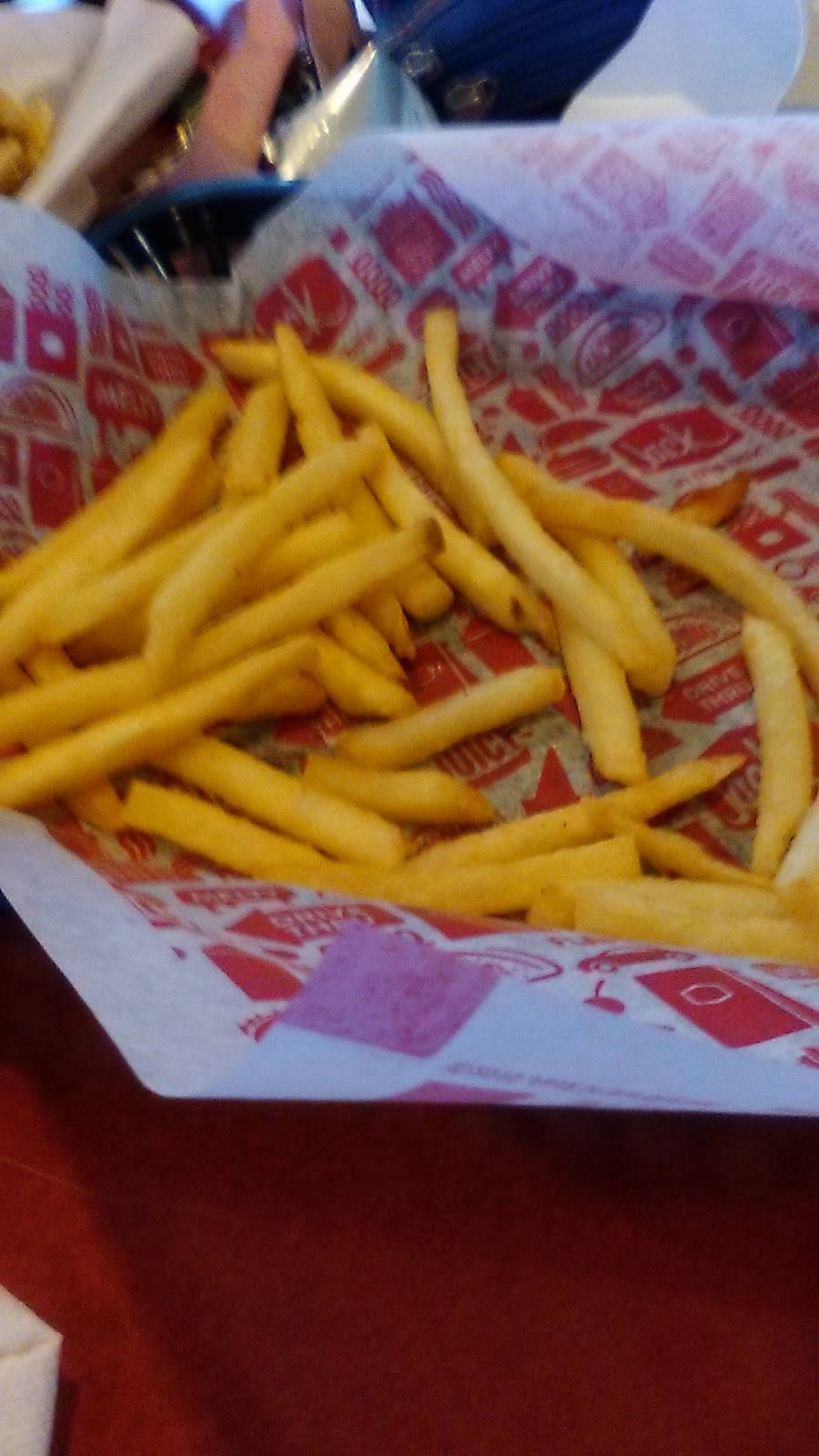 Jack in the Box | restaurant | 12134 Hesperia Rd, Victorville, CA 92392, USA | 7602417479 OR +1 760-241-7479