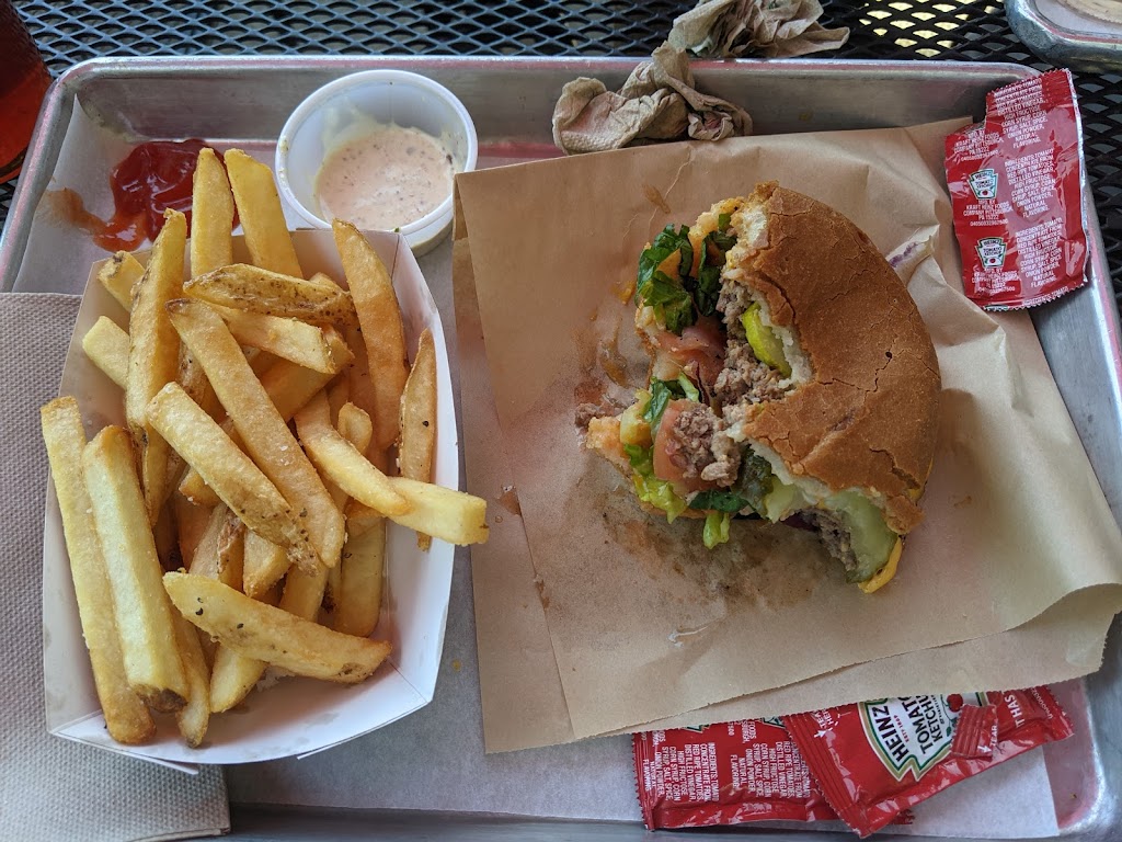 Vertigo Burgers and Fries | restaurant | 1395 E Lafayette St, Tallahassee, FL 32301, USA | 8508782020 OR +1 850-878-2020