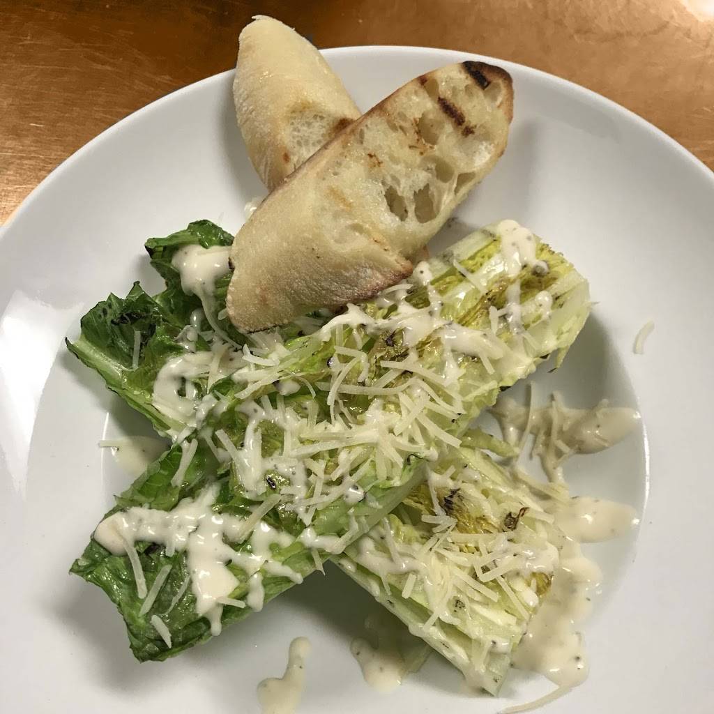 McKnights Kitchen & Tap | restaurant | 2201 Burns Ave, St Paul, MN 55119, USA | 6517312220 OR +1 651-731-2220