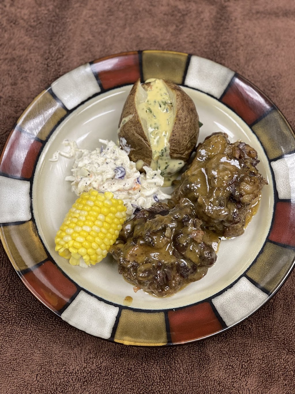 Caribbean Smoke House | restaurant | 1948 E 79th St, Chicago, IL 60649, USA | 7735300360 OR +1 773-530-0360