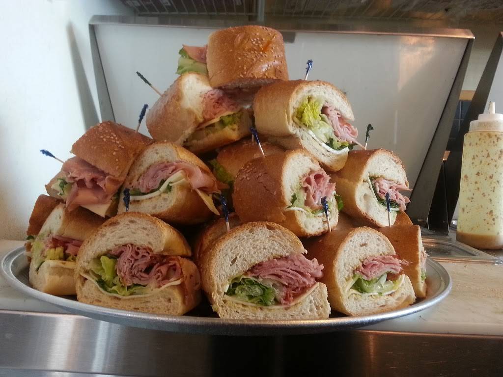 Cosmic Café | cafe | 1 Boathouse Row, Philadelphia, PA 19130, USA | 2159780900 OR +1 215-978-0900