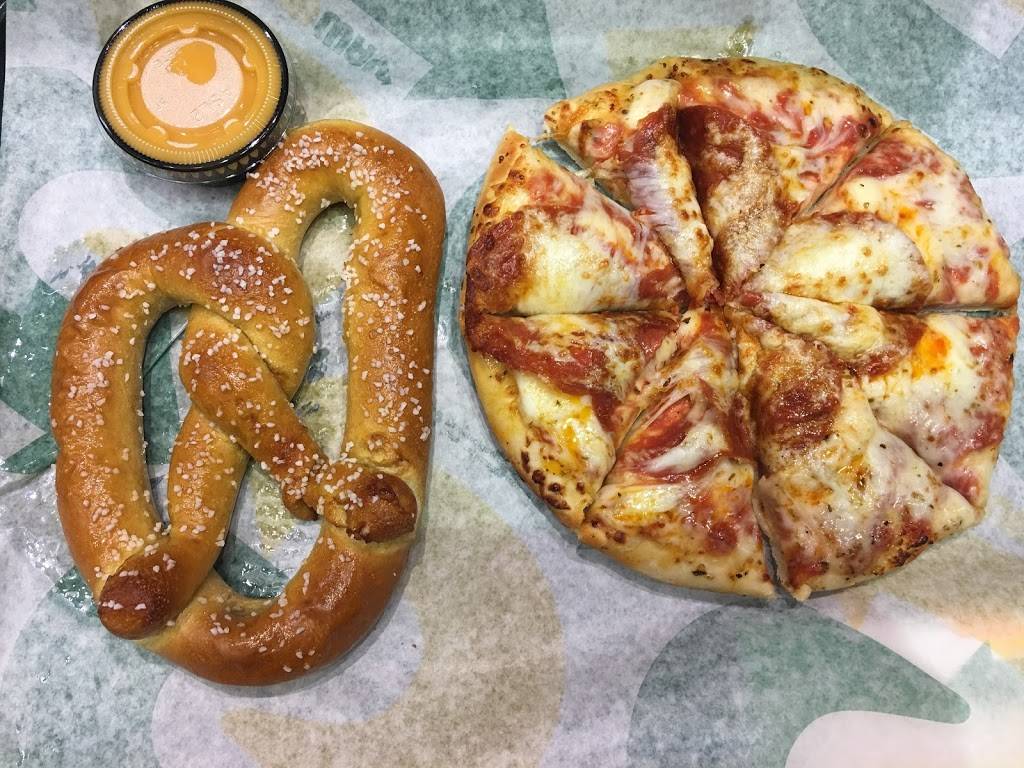 Subway | restaurant | 2910 Grant Line Rd, New Albany, IN 47150, USA | 8129446523 OR +1 812-944-6523