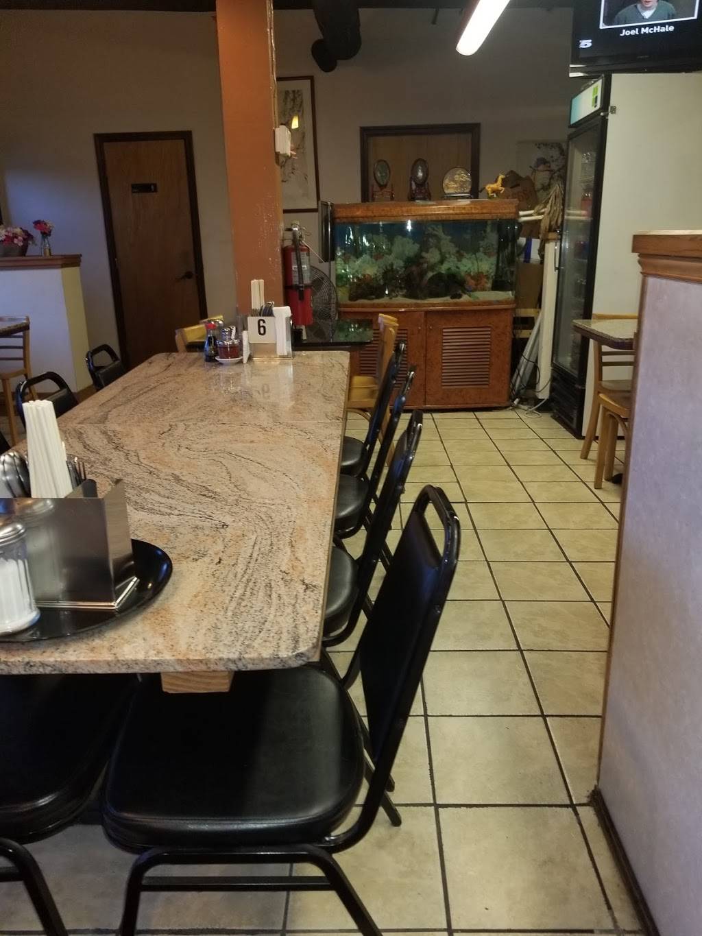 Lucky Chinese Restaurant | restaurant | 5807 4th Ave S, Seattle, WA 98108, USA | 2067620676 OR +1 206-762-0676