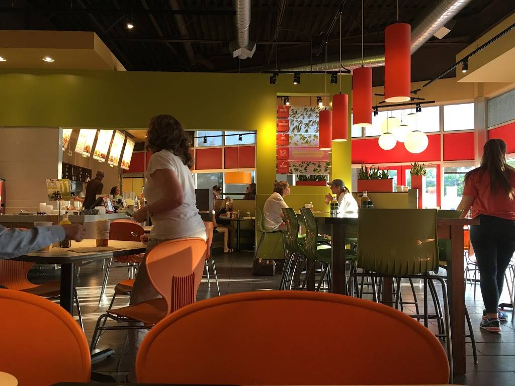 Zoës Kitchen | restaurant | 6150 C, NW Grand Blvd, Oklahoma City, OK 73118, USA | 4058100188 OR +1 405-810-0188