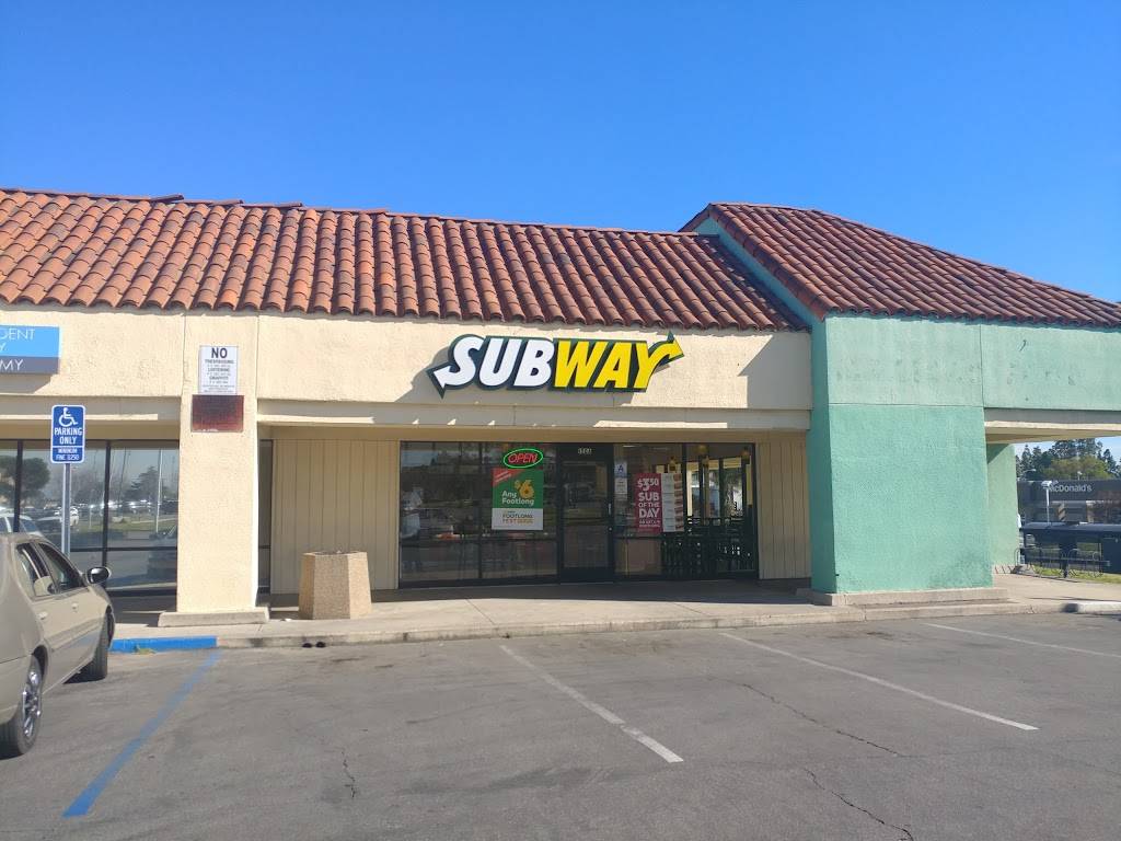 Subway | restaurant | 150-A W Baseline Rd, Rialto, CA 92376, USA | 9098742500 OR +1 909-874-2500