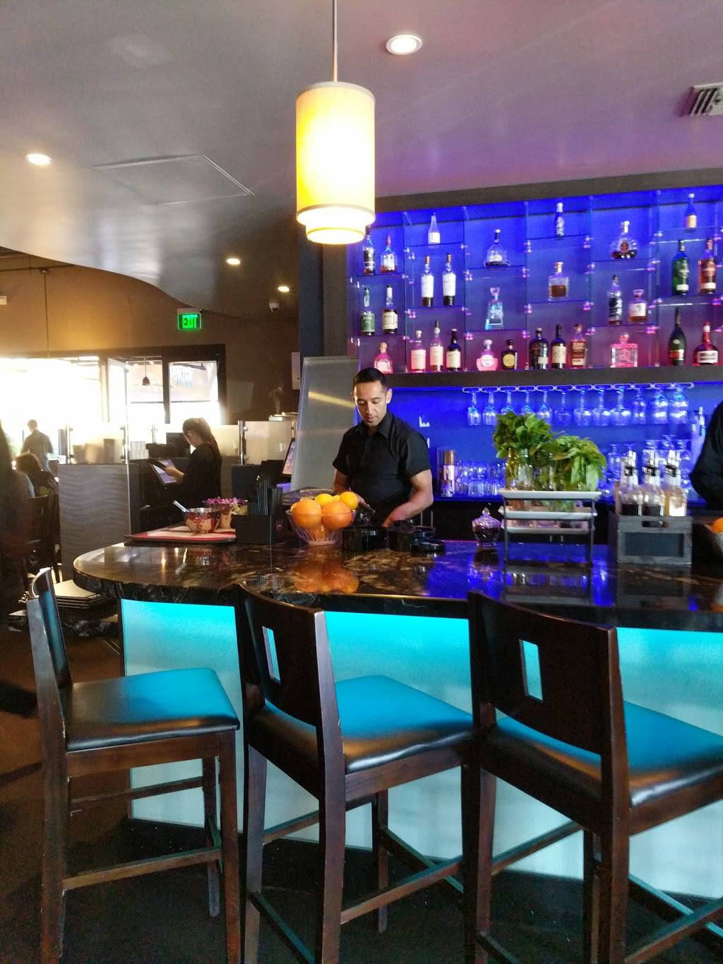 Mizu Sushi Bar & Grill | restaurant | 2881 El Camino Real, Tustin, CA 92782, USA | 7147300200 OR +1 714-730-0200