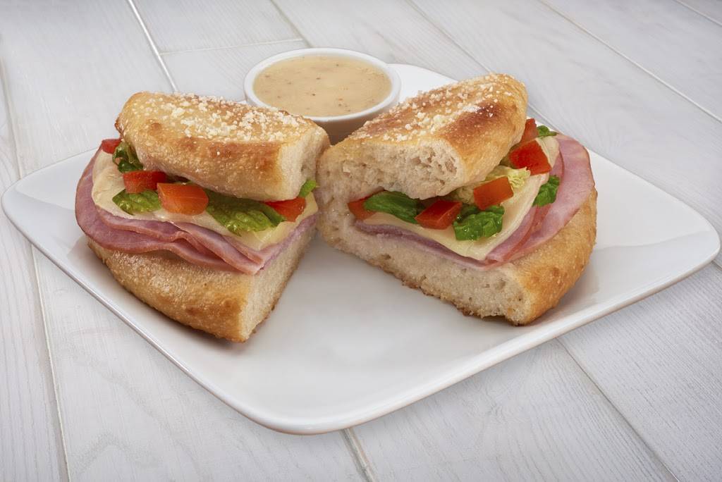 Jets Pizza | meal delivery | 7538 Shadeland Ave, Indianapolis, IN 46250, USA | 3175774538 OR +1 317-577-4538