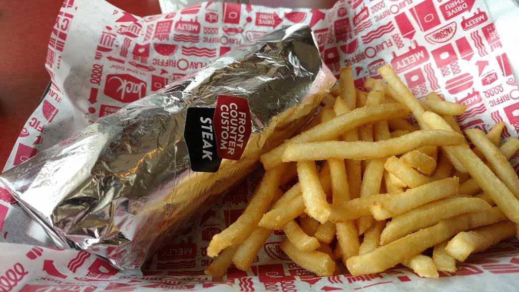 Jack in the Box | restaurant | 550 W Mission Ave, Escondido, CA 92025, USA | 7607457785 OR +1 760-745-7785