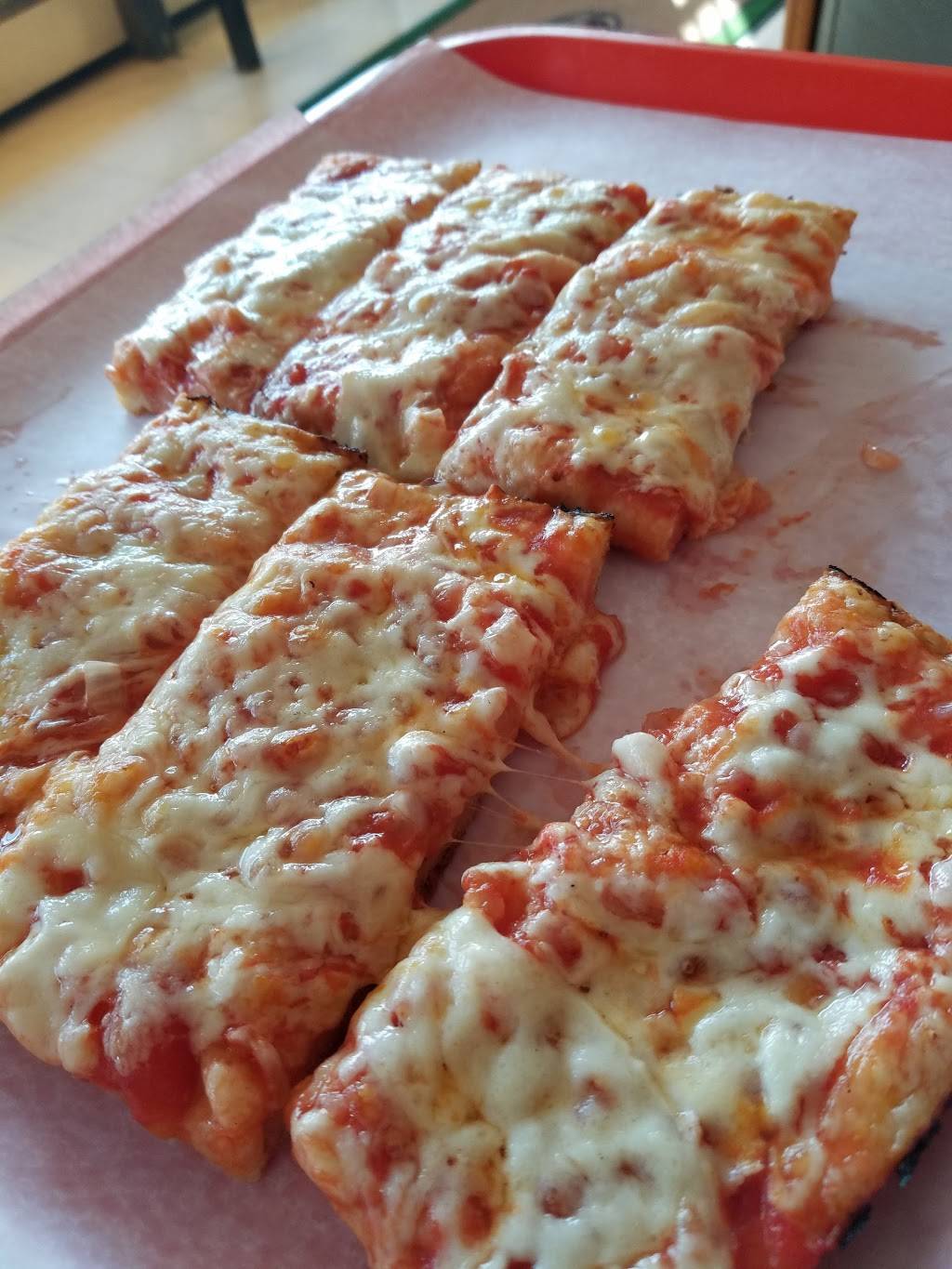 Ceccolis Pizza | restaurant | 13 Woodward St, Wilkes-Barre, PA 18705, USA | 5708292300 OR +1 570-829-2300