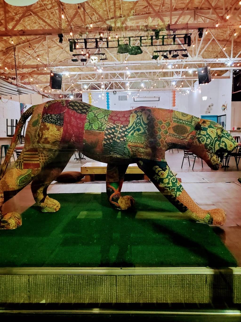 Tenoch Urban Kitchen & Bar | restaurant | 319 N Hamilton St, Dalton, GA 30720, USA | 7066711009 OR +1 706-671-1009